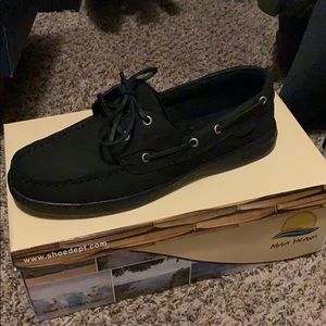 Women’s shoes